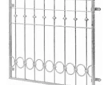 Geradliniges Fenstergitter mit Kreisverzierungen.